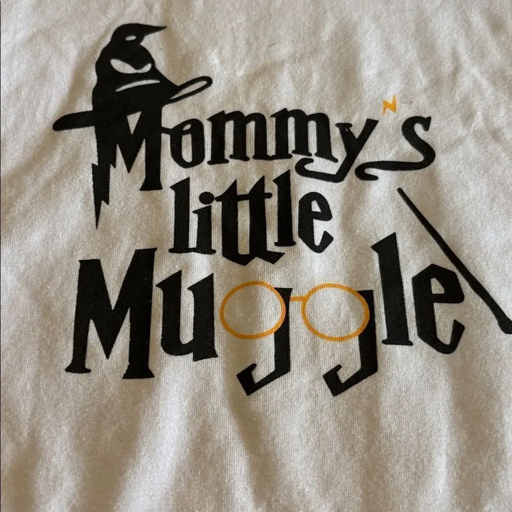 Bibimom Mommy’s Little Muggle hooded long sleeved onesie 3-6 months